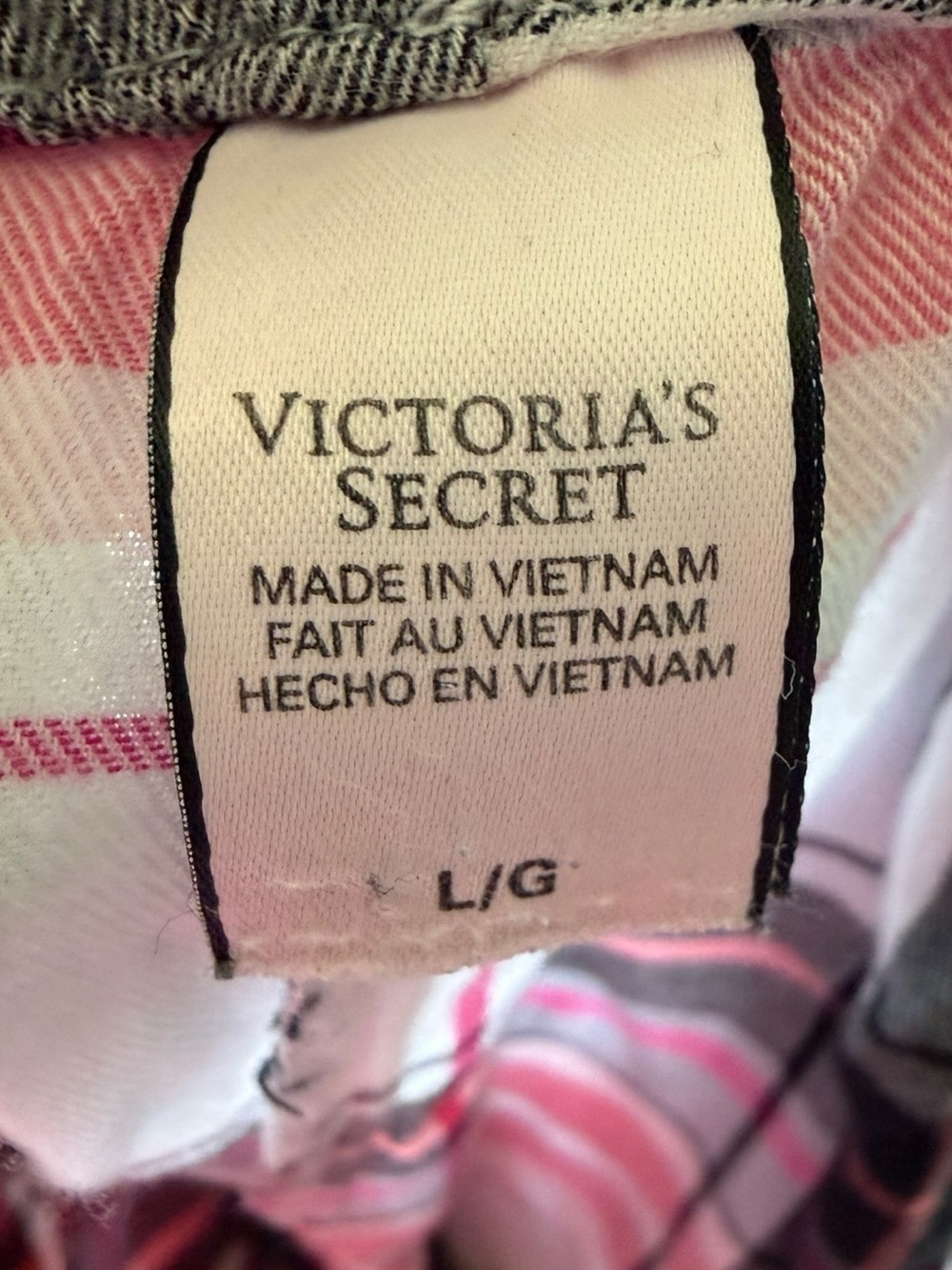 Women’s Victorias Secret pajama set size L - Picture 4 of 4